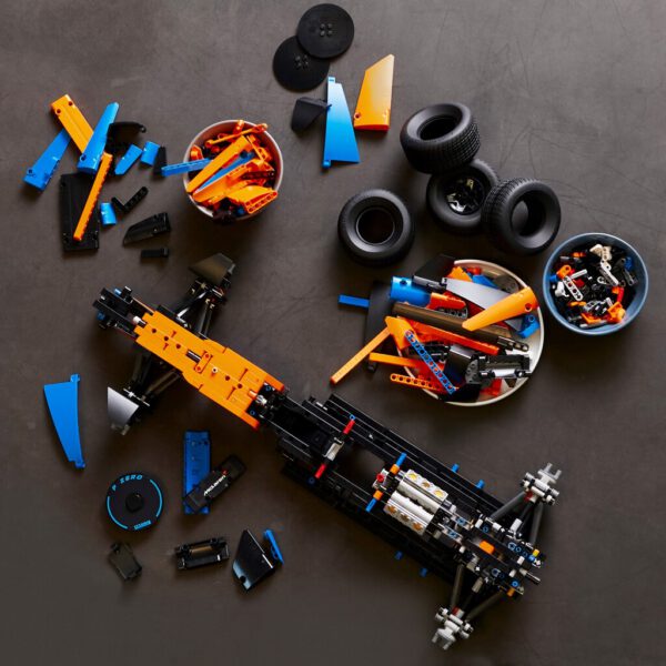 Lego Technic 42141 McLaren Formule 1 Racewagen - Afbeelding 3
