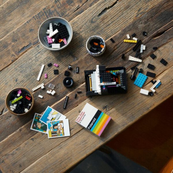 Lego Ideas 21345 Polaroid OneStep SX-70 Camera - Afbeelding 3