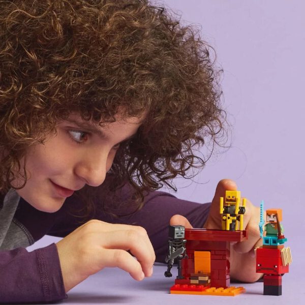 Lego Minecraft 21266 De Lavastrijd in de Nether - Afbeelding 5