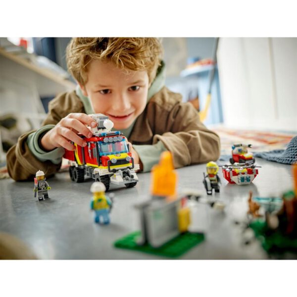 Lego City 60374 Brandweerwagen - Afbeelding 3
