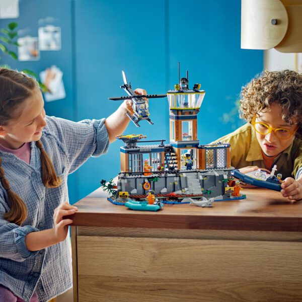 Lego City 60419 Politiegevangeniseiland - Afbeelding 4