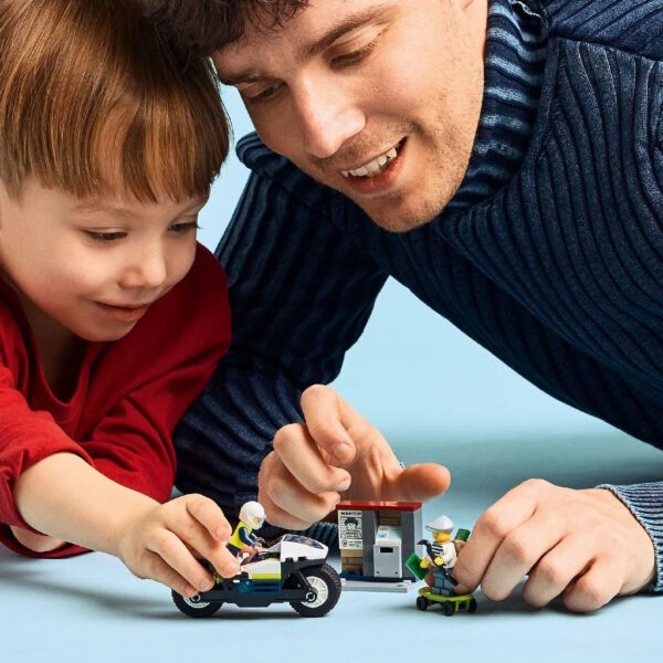 Lego City 60455 Achtervolging op Politiemotor - Afbeelding 5