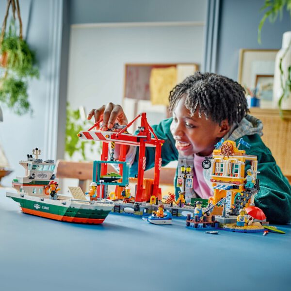 Lego 60422 City Haven Met Vrachtschip - Afbeelding 4